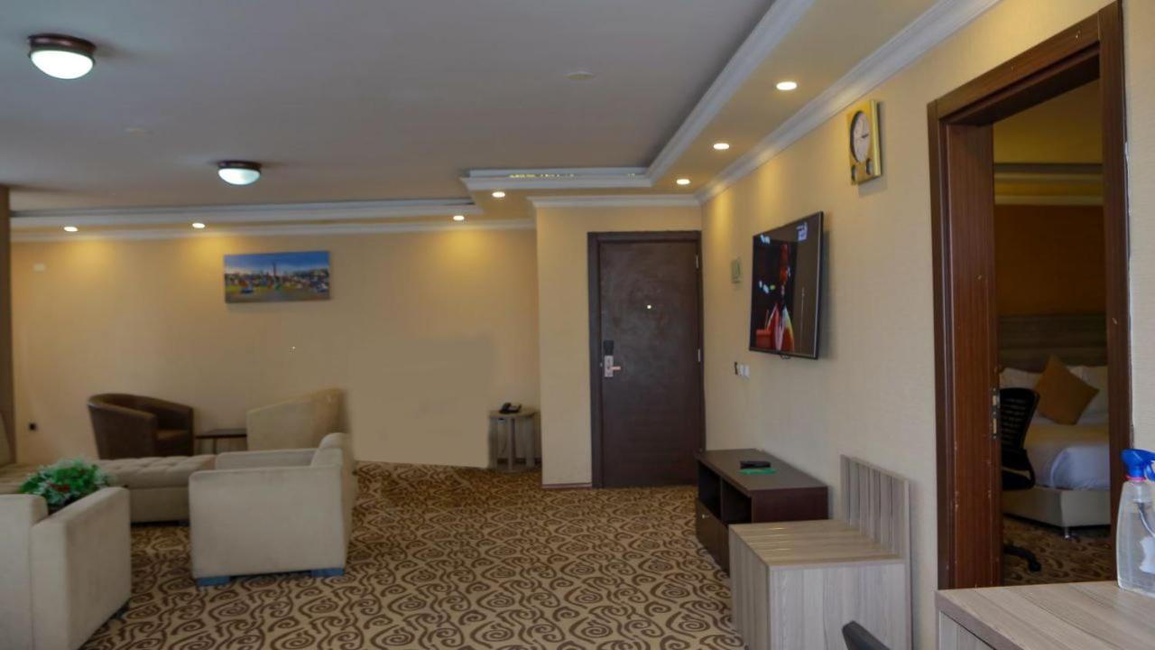 Holiday Hotel Addisz-Abeba Kültér fotó