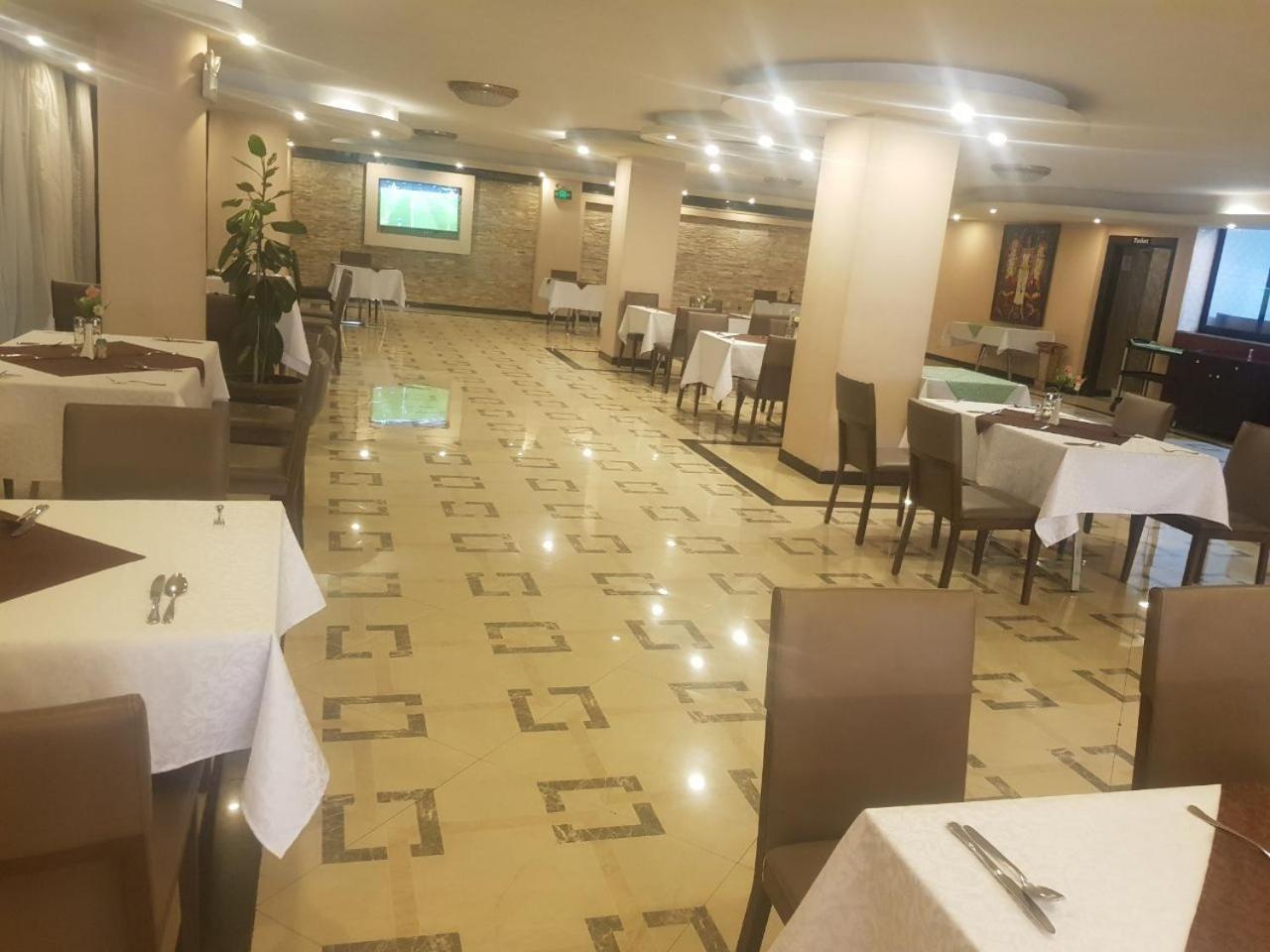 Holiday Hotel Addisz-Abeba Kültér fotó